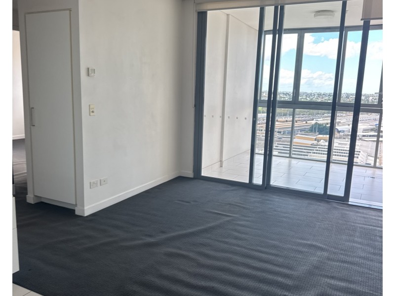 2044/16 Hamilton Place, Bowen Hills QLD 4006