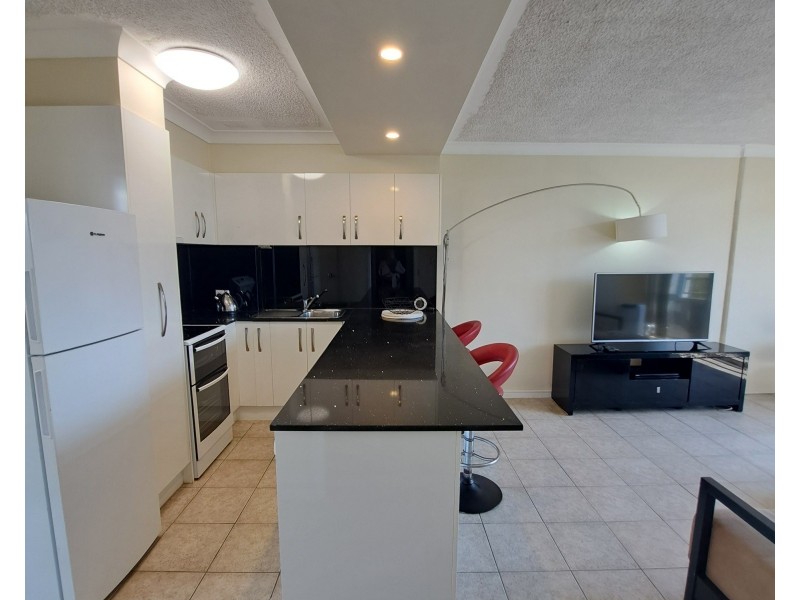 211/2 Barney Street, Southport QLD 4215