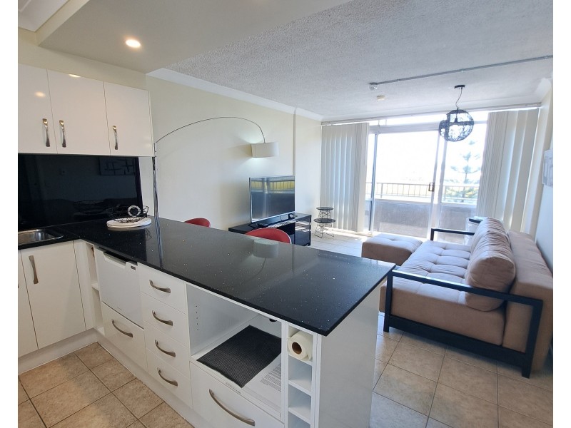 211/2 Barney Street, Southport QLD 4215