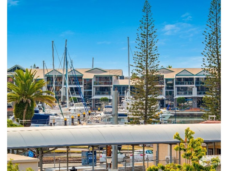 F06/135 Shore Street West, Cleveland QLD 4163