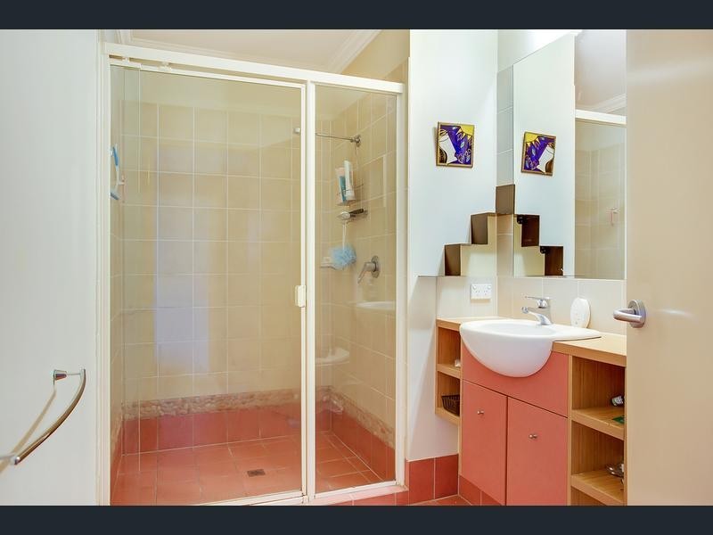 111C/4 UNIVERSITY, Robina QLD 4226