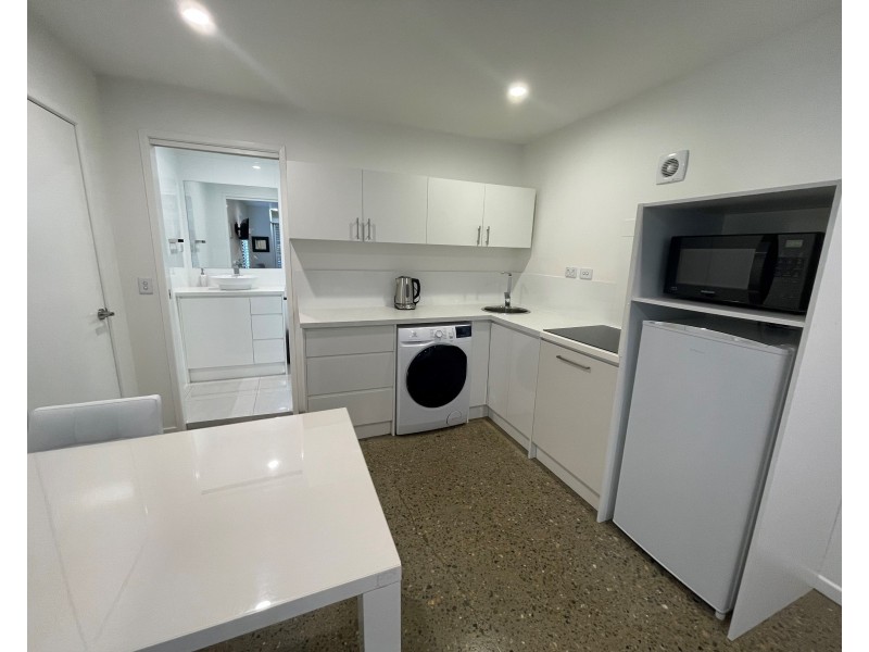 A/1 Pira Court, Ashmore QLD 4214