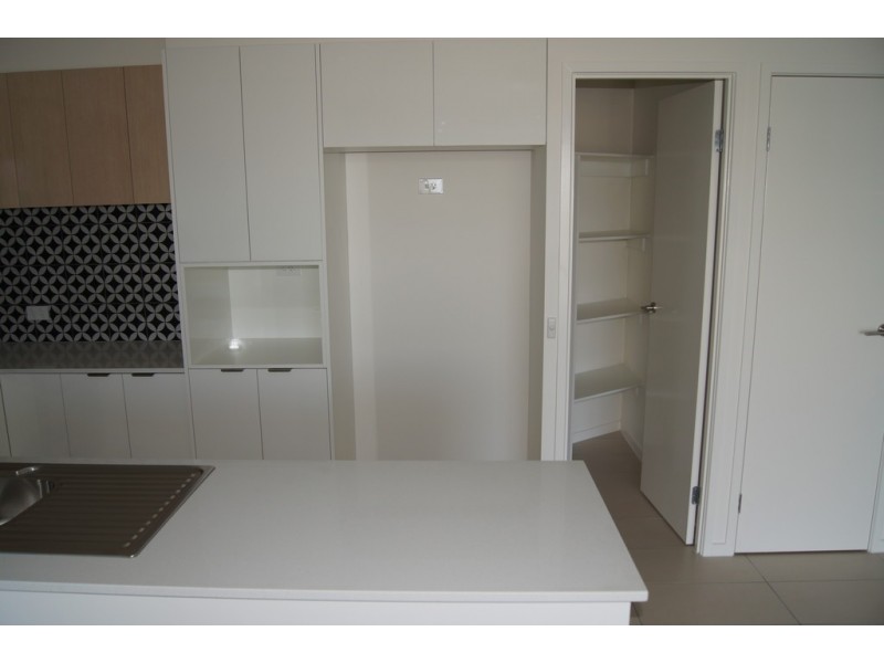 19 Talbot Street, Coorparoo QLD 4151