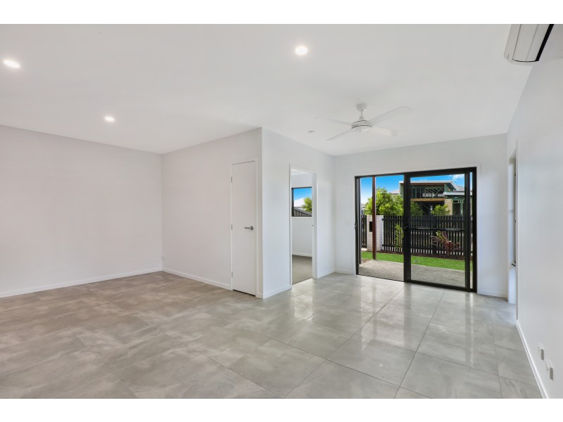 1B Dann Walk, Palmview QLD 4553