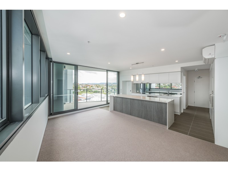 11210/300 Old Cleveland Road, Coorparoo QLD 4151