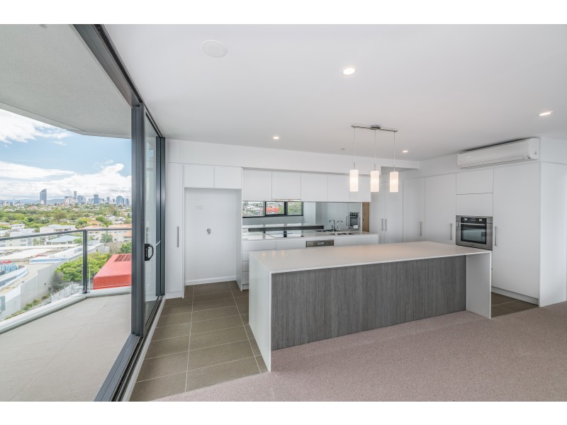 11210/300 Old Cleveland Road, Coorparoo QLD 4151