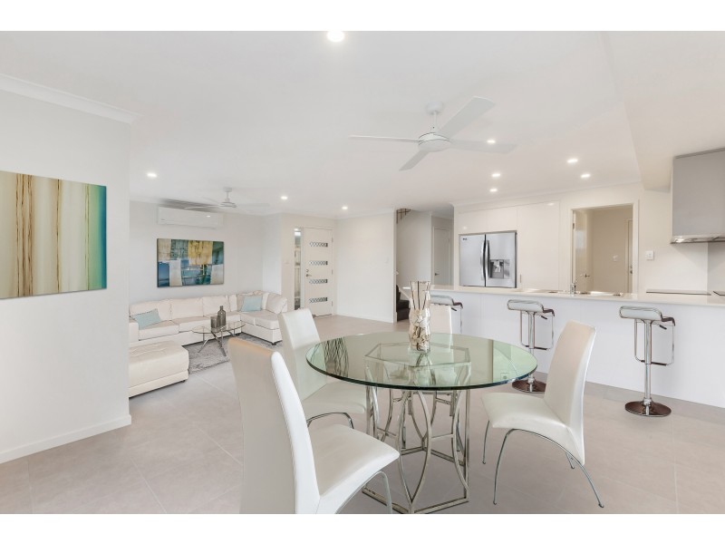 57/370 Gainsborough Drive, Pimpama QLD 4209