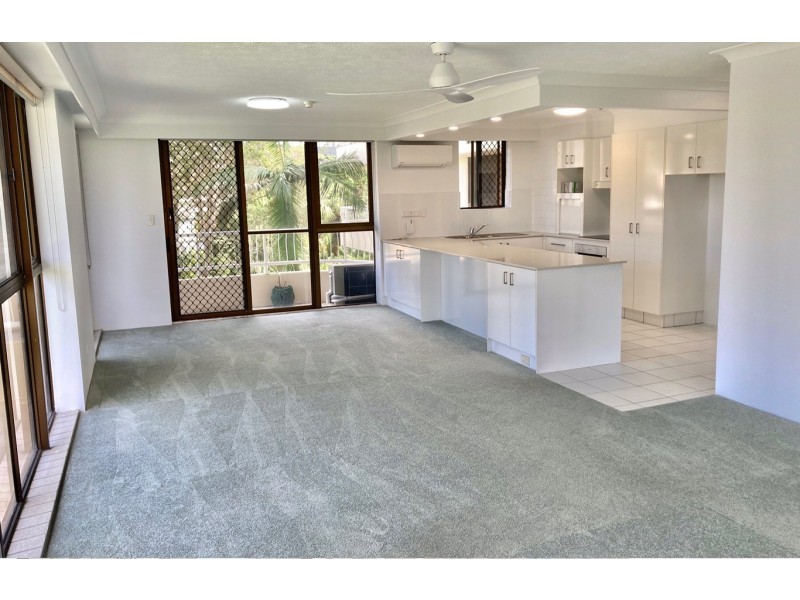 13/121 Surf Parade, Broadbeach QLD 4218