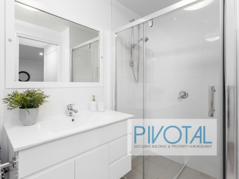 111/8 Holden Street, Woolloongabba QLD 4102