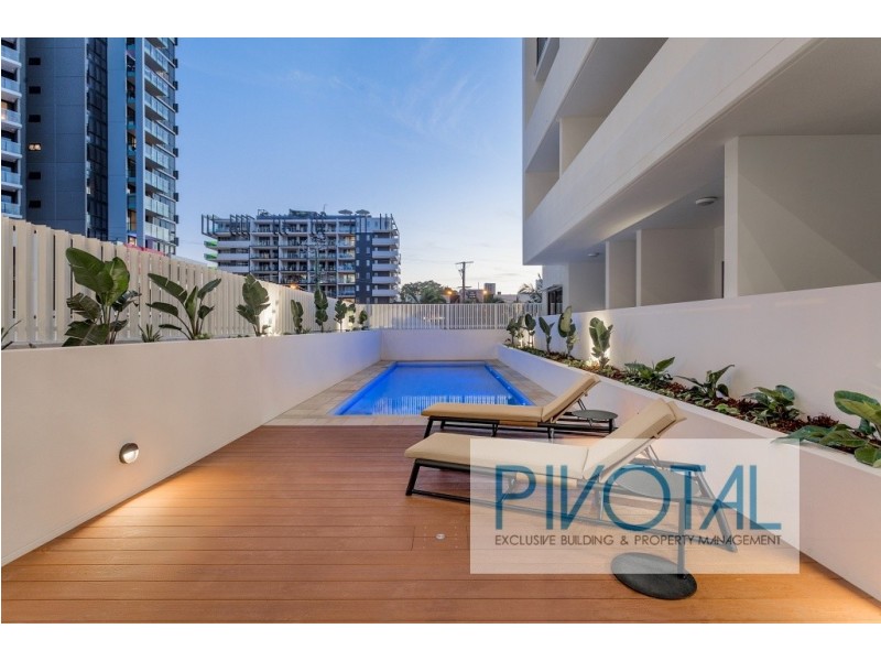 111/8 Holden Street, Woolloongabba QLD 4102