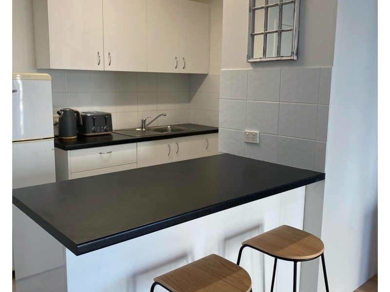 302/1855 Gold Coast Hi Gold Coast Highway, Burleigh Heads QLD 4220