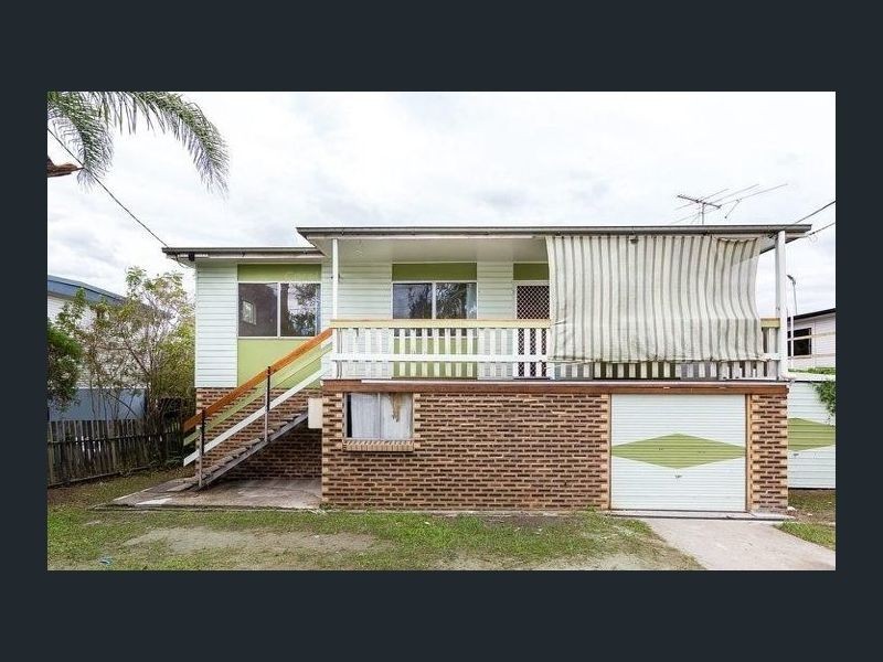 31 Myra Street, Kingston QLD 4114