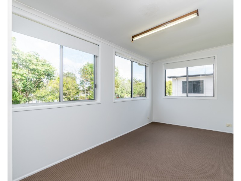 31 Myra Street, Kingston QLD 4114