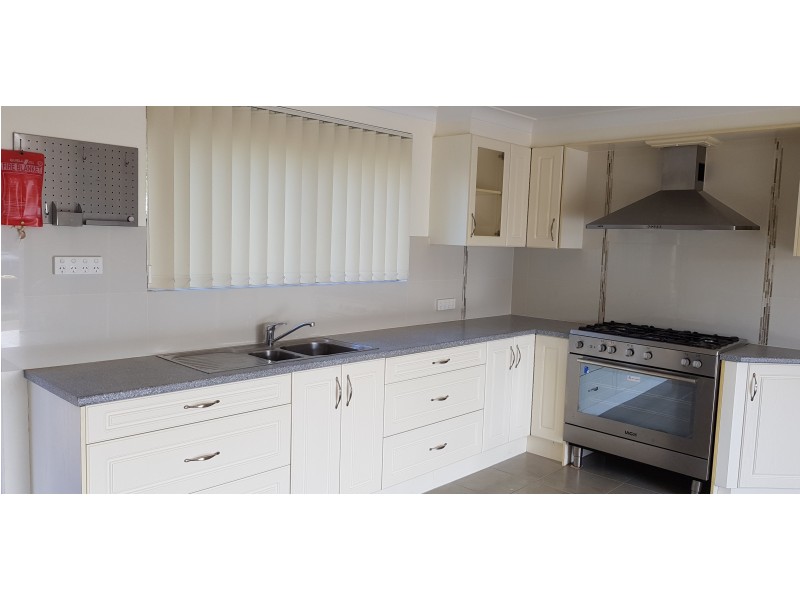 27 Athalie Street, Runcorn QLD 4113