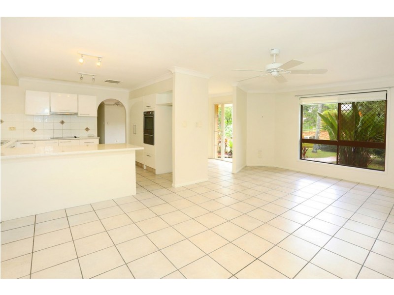 3 Indooroopilly Court, Robina QLD 4226