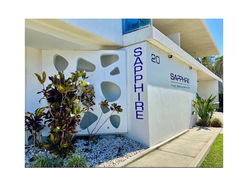 604/20 Labrador Street, Labrador QLD 4215