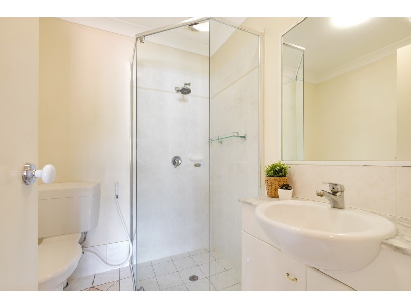 57/55 HARRIES RD, Coorparoo QLD 4151