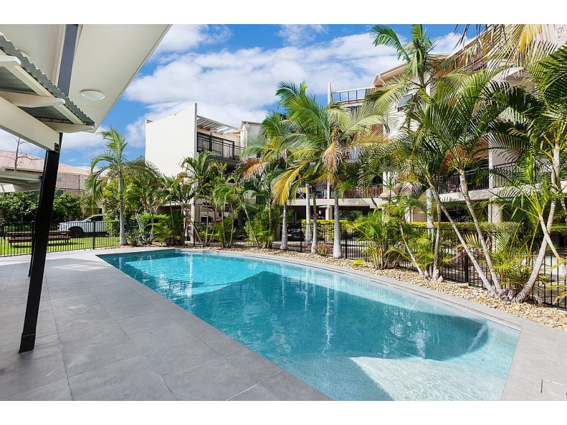 57/55 HARRIES RD, Coorparoo QLD 4151