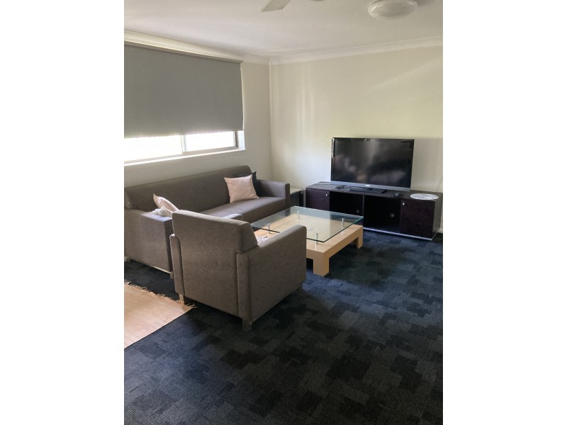 1/15 Leonard Avenue, Surfers Paradise QLD 4217