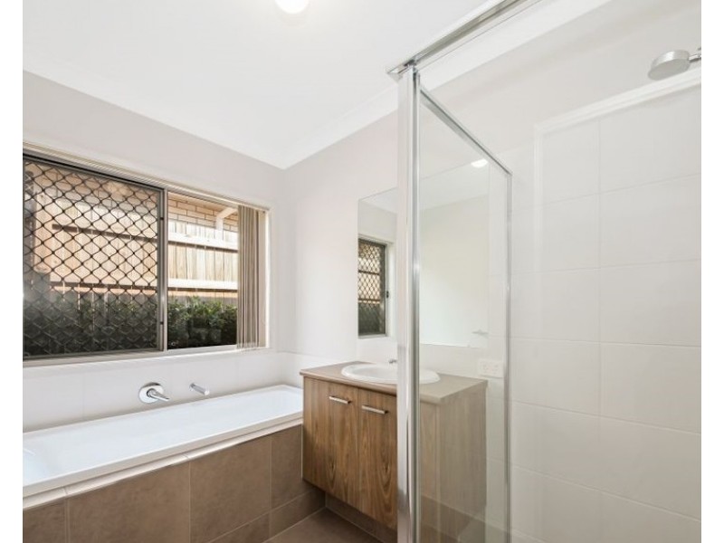 40 Leigh Crescent, Dakabin QLD 4503