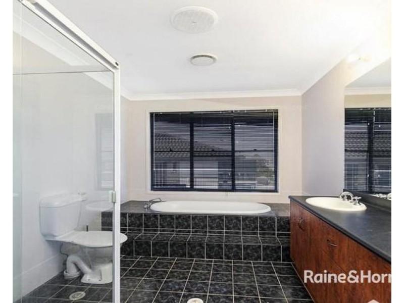 1 CLEAVUE STREET, Geebung QLD 4034