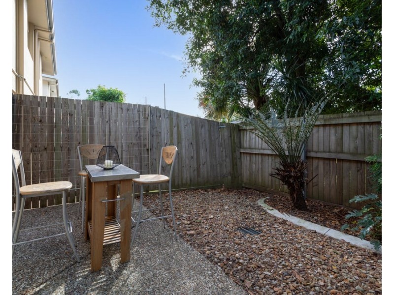 6/6 Canton Court, Manly West QLD 4179