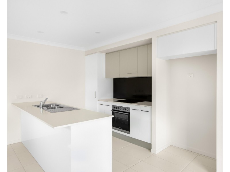 81/188 Gainsborough Drive, Pimpama QLD 4209