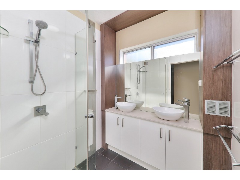 8 Terrace Street, Toowong QLD 4066