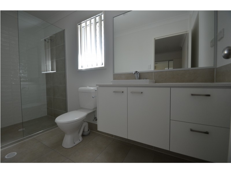 15 Claussen Street, Browns Plains QLD 4118
