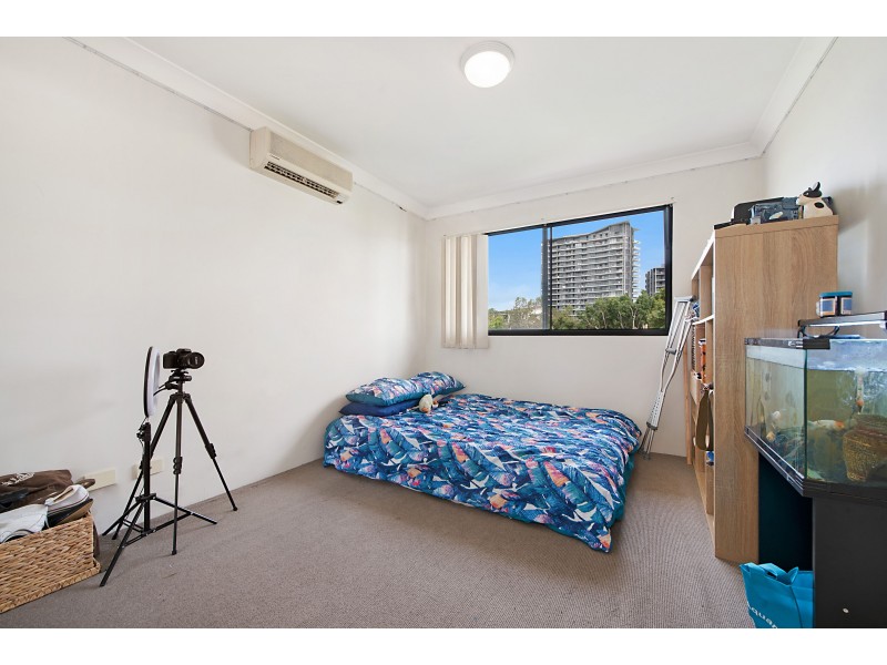 57/55 HARRIES RD, Coorparoo QLD 4151