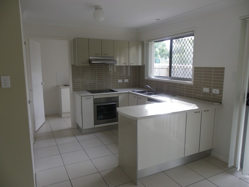 W V/99 Peverell Street, Hillcrest QLD 4118