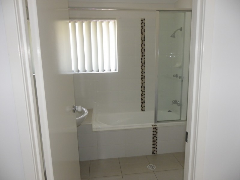 XZ/99 Peverell Street, Hillcrest QLD 4118