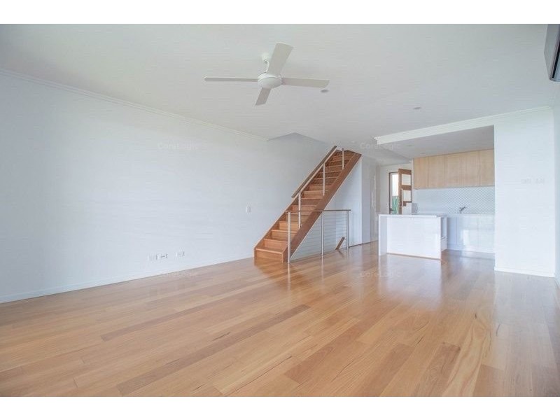 16 Brooklyn Crescent, Robina QLD 4226