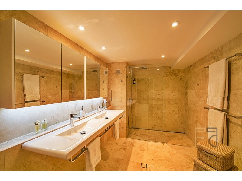 22 Florence Street, Teneriffe QLD 4005