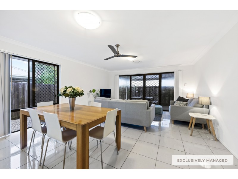 33 Severn Crescent, North Lakes QLD 4509