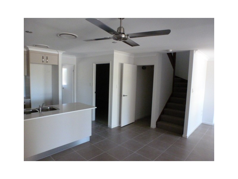 55/86 Carselgrove Ave, Fitzgibbon QLD 4018