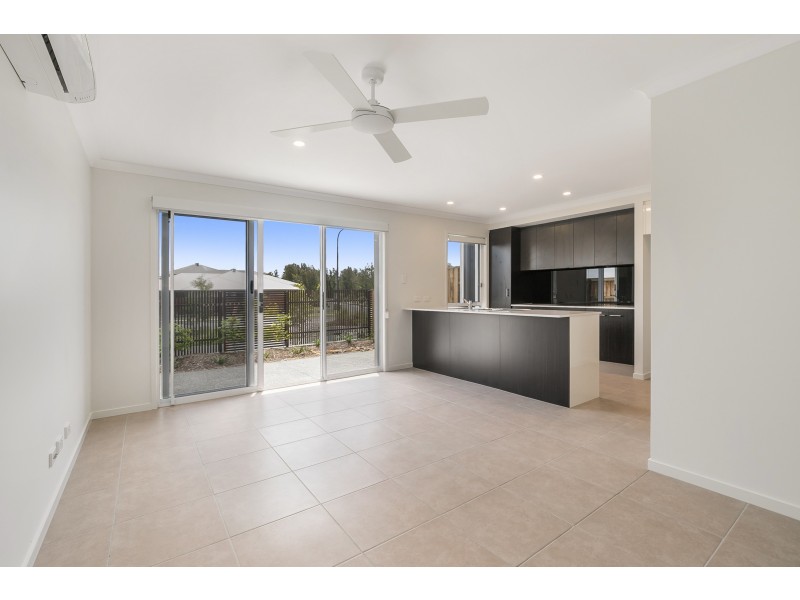 26/430 Gainsborough Drive, Pimpama QLD 4209