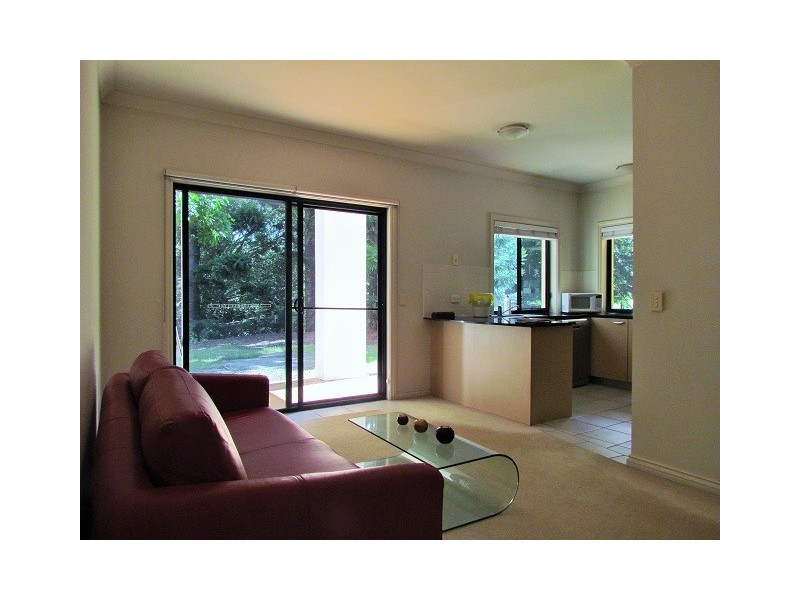 8874 Magnolia Drive East, Hope Island QLD 4212