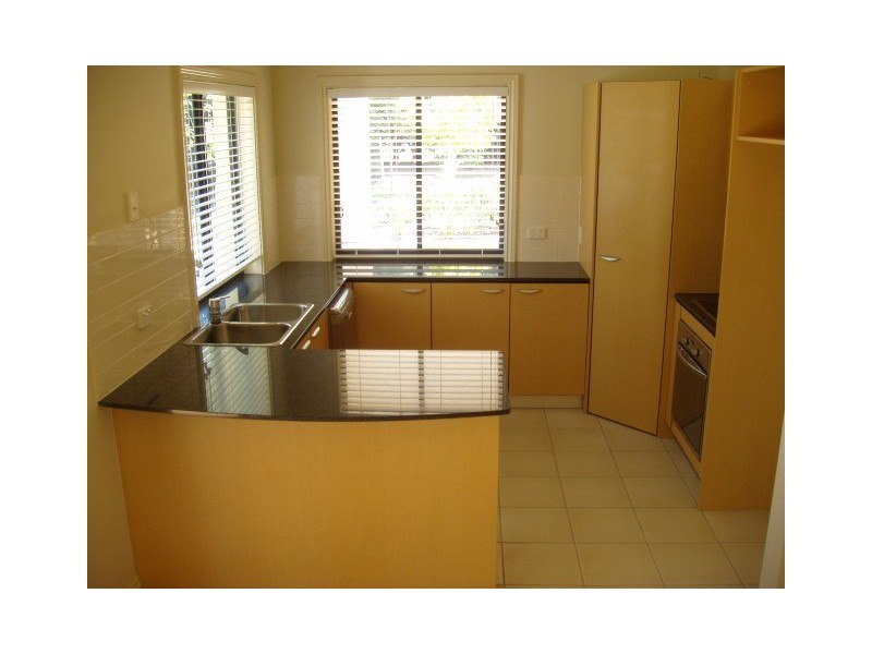 8874 Magnolia Drive East, Hope Island QLD 4212