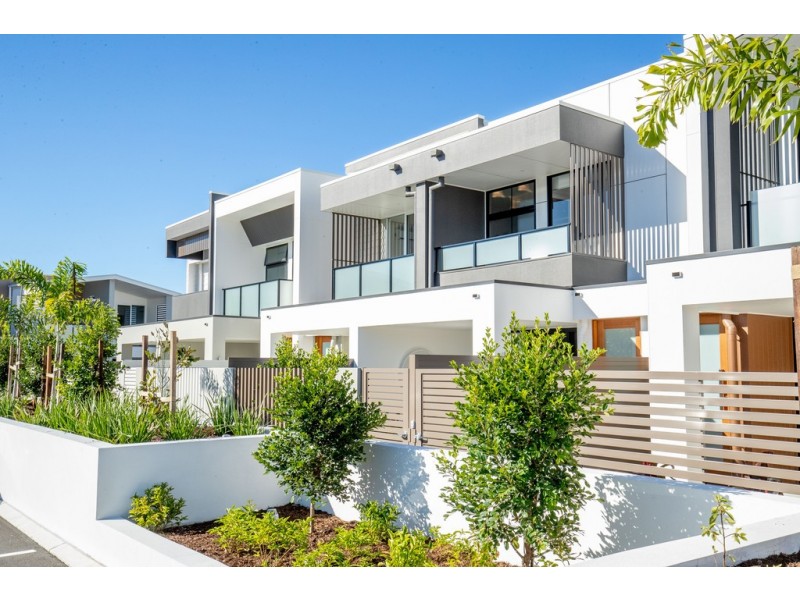 52330/1 Vue Boulevard, Robina QLD 4226