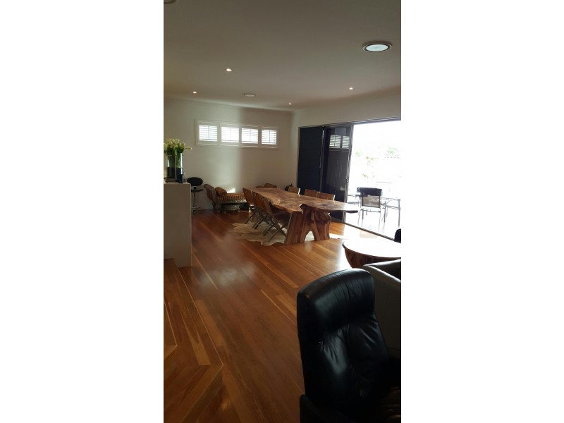 2/1 Manacor Place, Coombabah QLD 4216