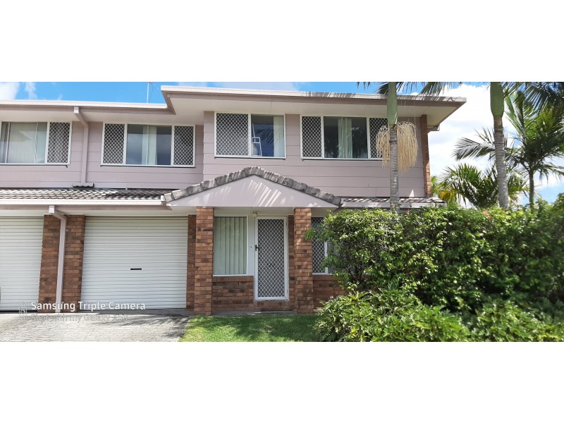 97 Edmund Rice Drive, Southport QLD 4215