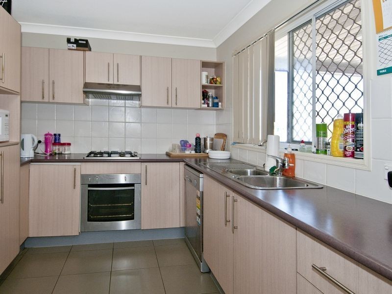 4 Moran Close, Eagleby QLD 4207