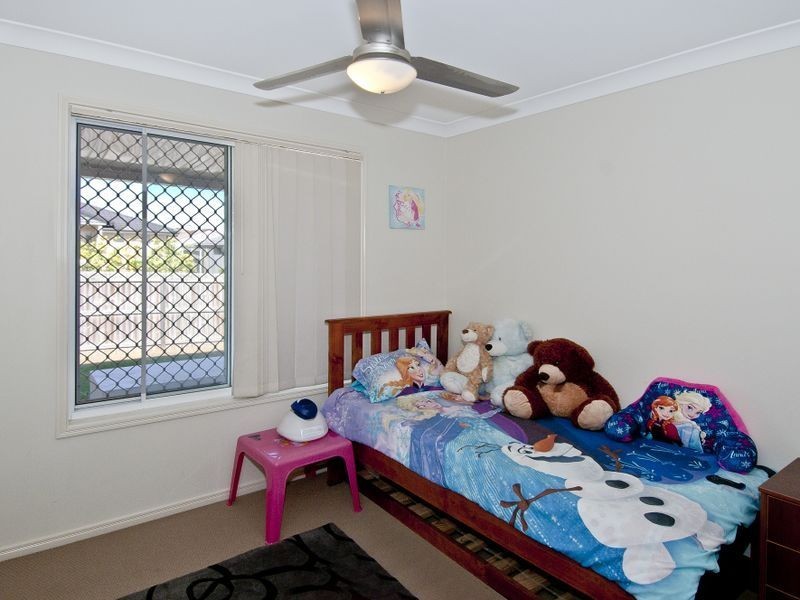 4 Moran Close, Eagleby QLD 4207