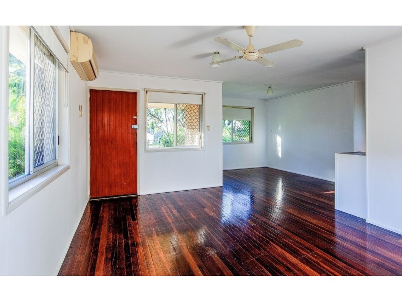 15 Monmouth Street, Eagleby QLD 4207