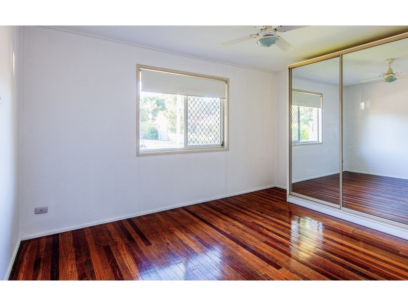 15 Monmouth Street, Eagleby QLD 4207