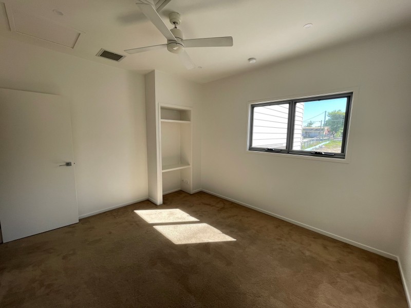 2/133 Falconer Street, Southport QLD 4215