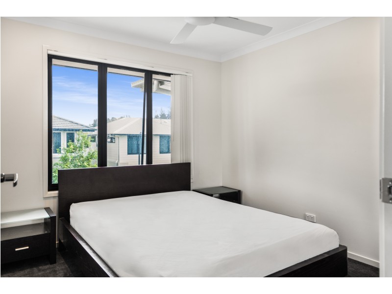 82/370 Gainsborough Drive, Pimpama QLD 4209