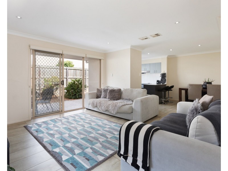 11/40 Hargreaves Road, Manly West QLD 4179