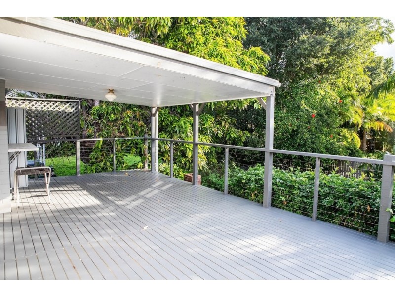 9 Noble st, Windsor QLD 4030